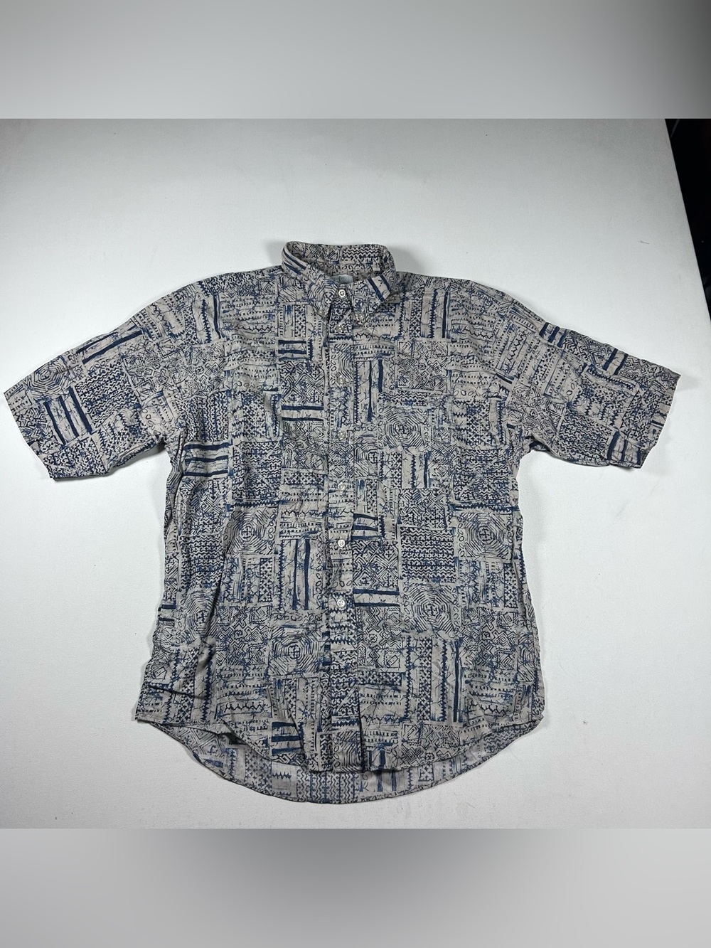 Vintage Gitman Bros Mens XL Shirt Abstract Decor Short Sleeve Button Down USA